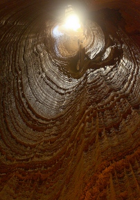 Caving (spelunking / snapling) in Israel - Colonel Cave
