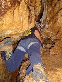 Caving (spelunking / snapling) in Israel - Huta 6 Cave
