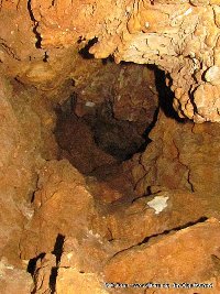 Caving (spelunking / snapling) in Israel - Huta 6 Cave